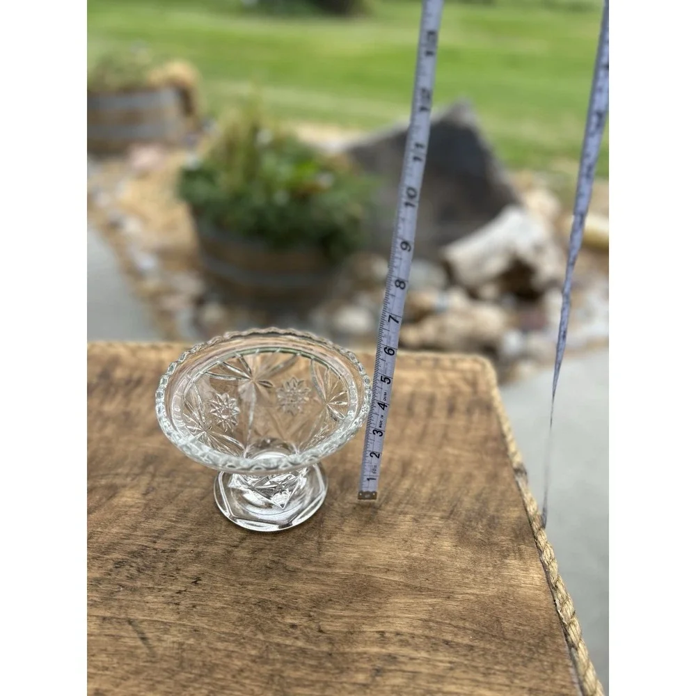 Vintage Clear Pressed Glass Footed Compote Starburst Daisy Candy Dish 5